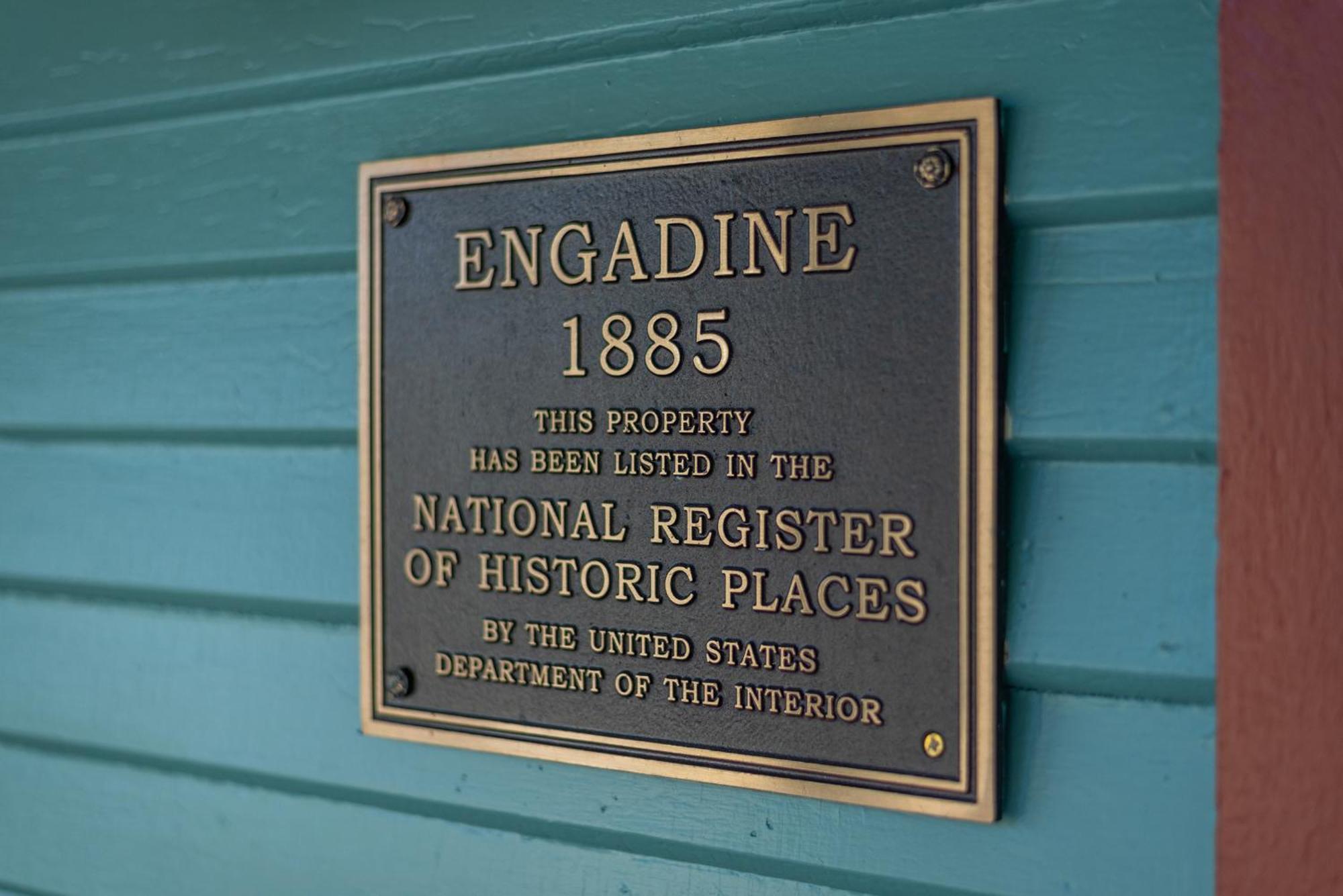 Engadine Inn And Cabins Candler Esterno foto