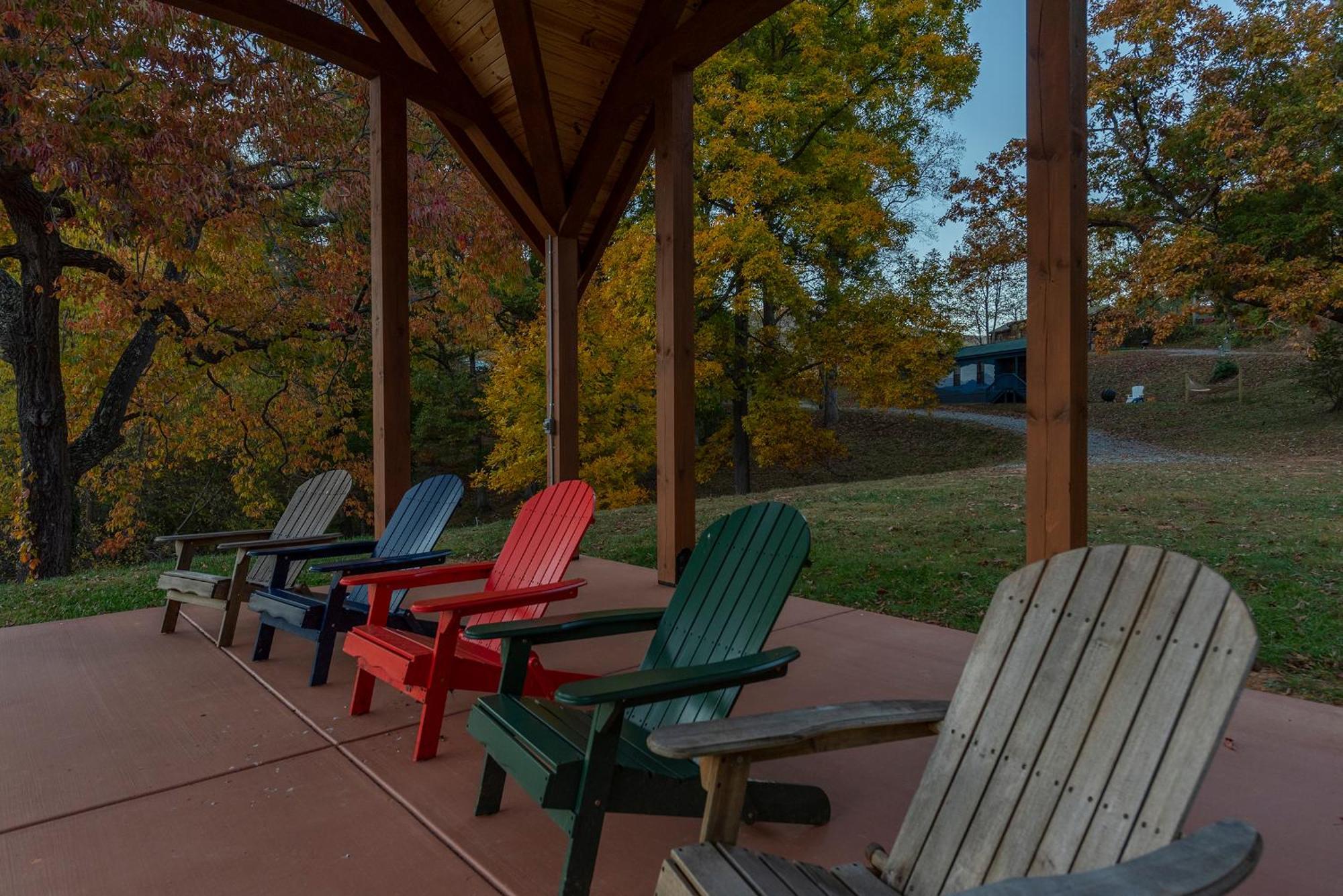 Engadine Inn And Cabins Candler Esterno foto